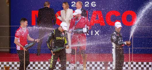 Podium Champagner